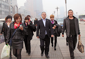 江南体育在线(中国)官方网站董事长胡国安亲临石家庄、唐山市场考察